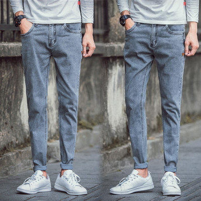 Αντρικά παντελόνια denim με τσέπη 7/8 , μοντέλο slim fit