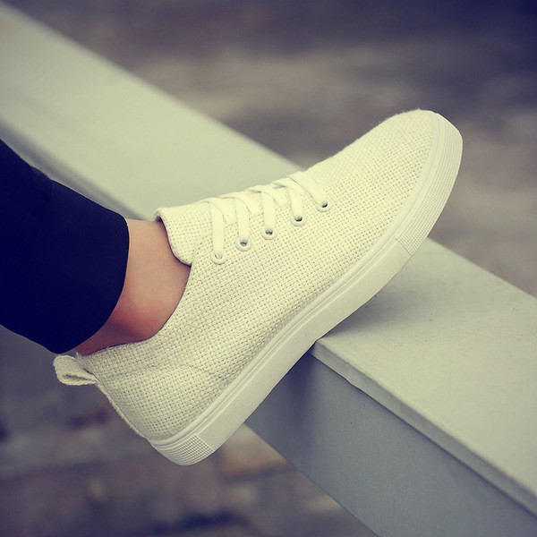 Υποδήματα για άνδρες με επίπεδη και πολύ άνετη σόλα - 3 μοντέλα