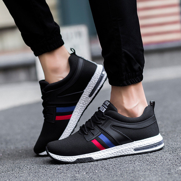 Άνετα αναπνεύσιμα ανδρικά παπούτσια με άνετη επίπεδη σόλα σε τρία διαφορετικά χρώματα