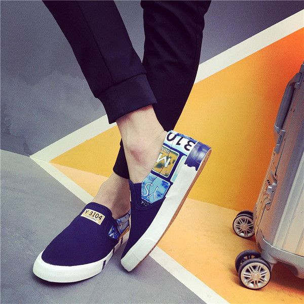 Άνετα ανδρικά  μοκασίνια με επίπεδη σόλα από καουτσούκ