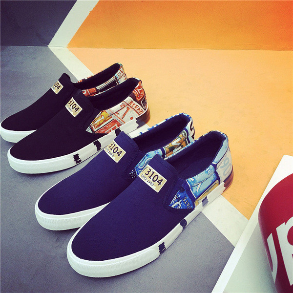 Άνετα ανδρικά  μοκασίνια με επίπεδη σόλα από καουτσούκ