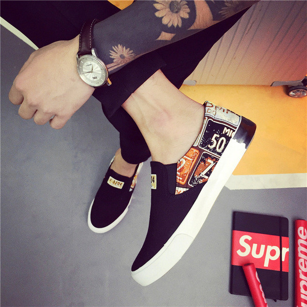 Άνετα ανδρικά  μοκασίνια με επίπεδη σόλα από καουτσούκ