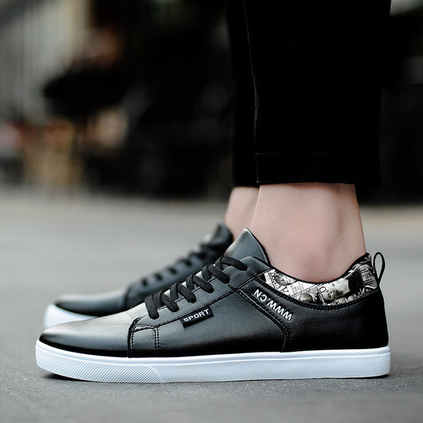 Мъжки спортно-елегантни кецове с връзки в три различни модела