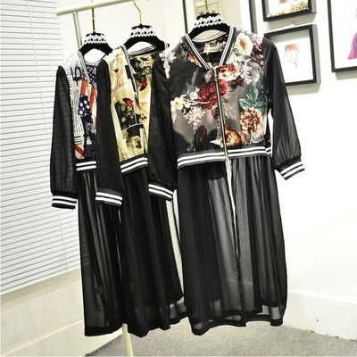 Дамско бейзболно яке с изображение с продължение на шифон