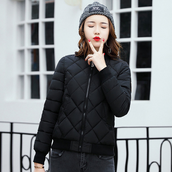 Σπορ-κομψό χειμερινό γυναικείο μπουφάν σε πολλά χρώματα