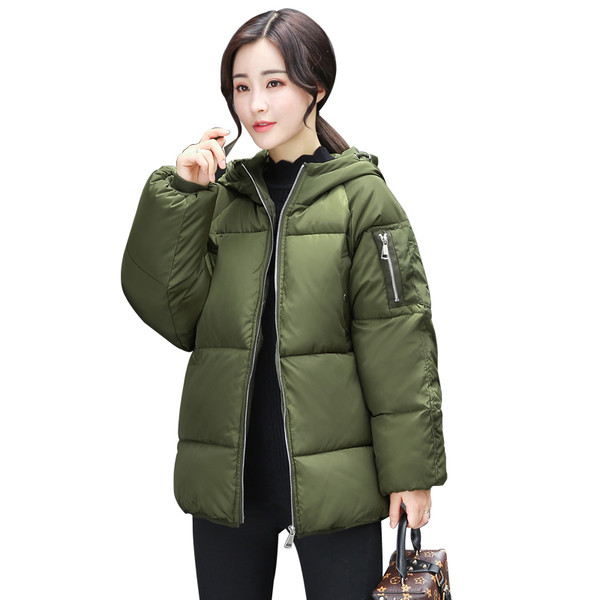 Πολύ παχιά γυναικεία μπουφάν  με κουκούλα σε τέσσερα χρώματα