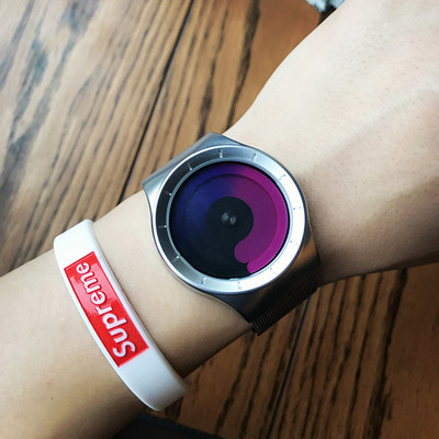 Μεγάλο ρολόι unisex με δημιουργικό σχεδιασμό