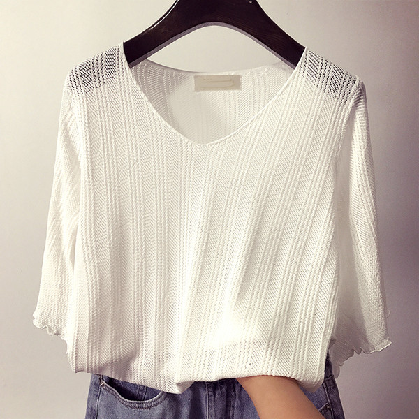 Γυναικεία  μπλούζα - γυαλιστερή με μανίκια  3/4 μανίκι