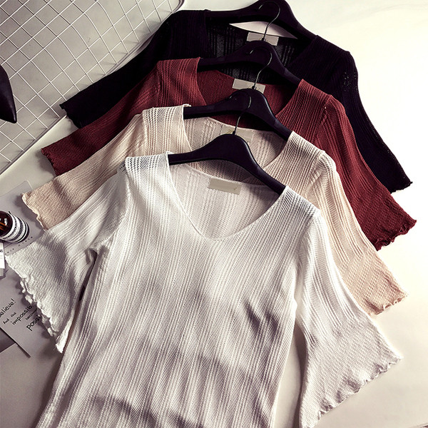 Γυναικεία  μπλούζα - γυαλιστερή με μανίκια  3/4 μανίκι