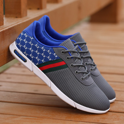 Πολλά διαφορετικά μοντέλα ανδρικά πάνινα παπούτσια