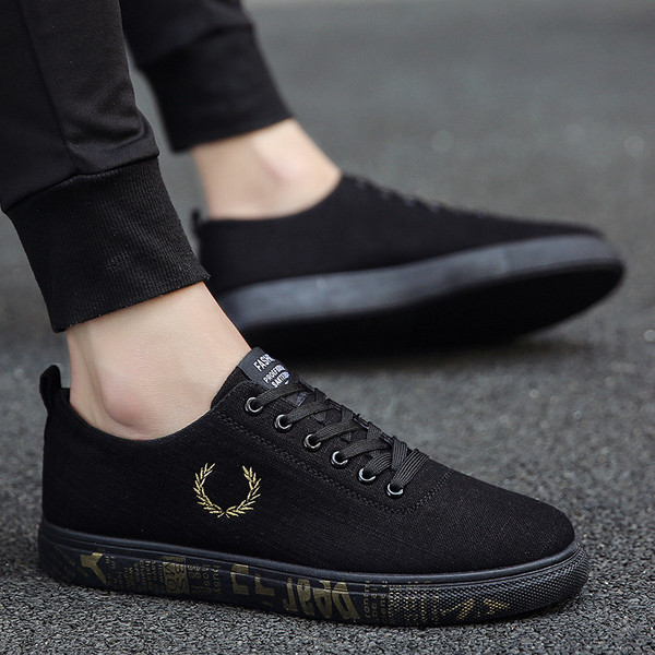 Casual ανδρικά πάνινα παπούτσια σε πολλά σχέδια και χρώματα