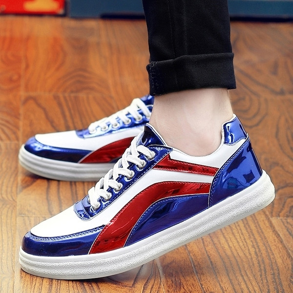 Μαλακά πάνινα παπούτσια για άνδρες σε τρία χρώματα κατάλληλα για την καθημερινή ζωή