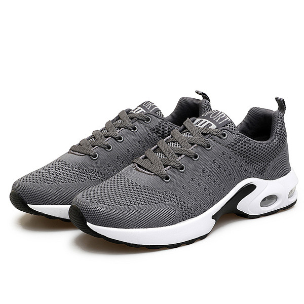 Αθλητικά παπούτσια με ανθεκτική σόλα σε τρία χρώματα