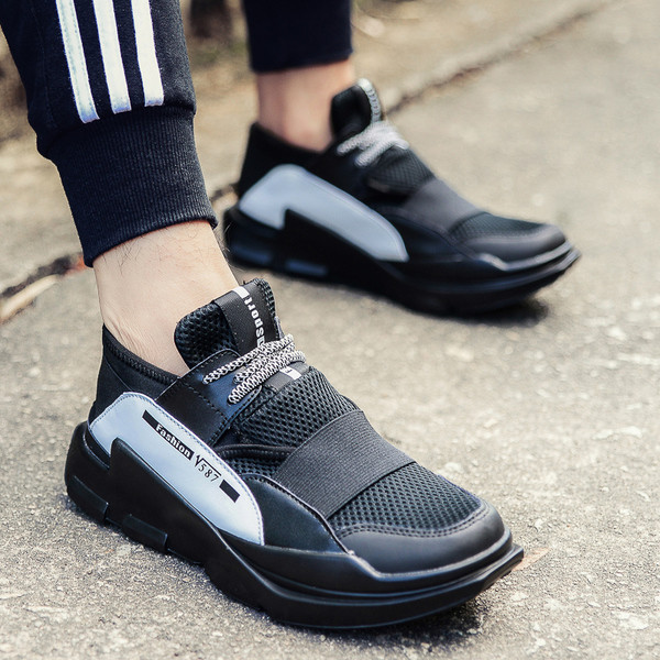 Κομψά αθλητικά  παπούτσια για άνδρες χωρίς κορδόνια με  άνετη σόλα