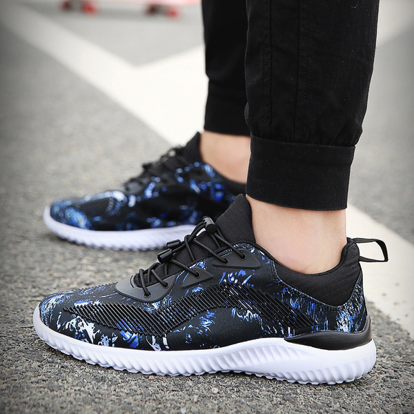 Πανέμορφα και μοντέρνα αθλητικά παπούτσια ανδρών σε τρία χρώματα