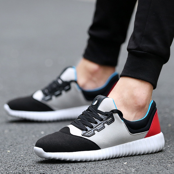 Όμορφα ανδρικά πάνινα παπούτσια σε δύο χρώματα κατάλληλα για την καθημερινή ζωή και αθλητισμό