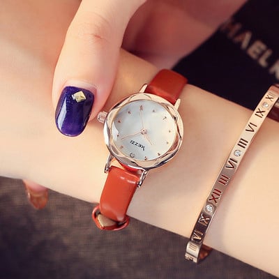 Πολύ όμορφο γυναικείο ρολόι με δερμάτινο λουρί σε διάφορα χρώματα