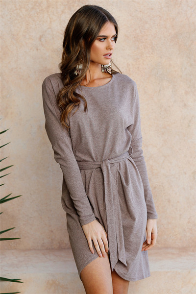 Γυναικείο φόρεμα με μακριά μανίκια - 4 μοντέλα