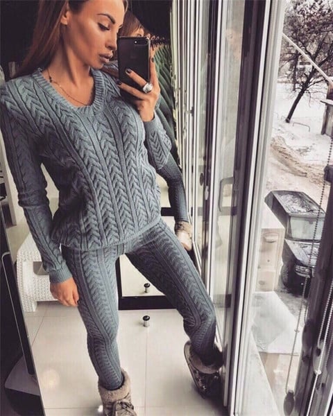 Πολύ άνετο και ζεστό γυναικείο σετ σε πέντε διαφορετικά χρώματα