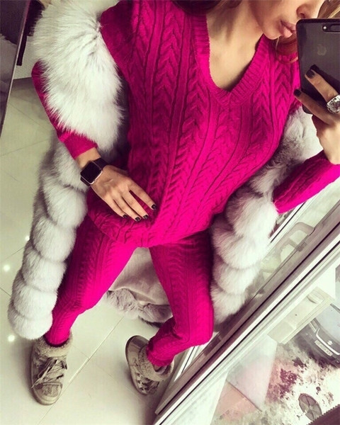 Πολύ άνετο και ζεστό γυναικείο σετ σε πέντε διαφορετικά χρώματα