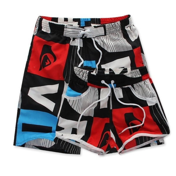 Πολύχρωμο ανδρικό μαγιό σε δύο μοντέλα