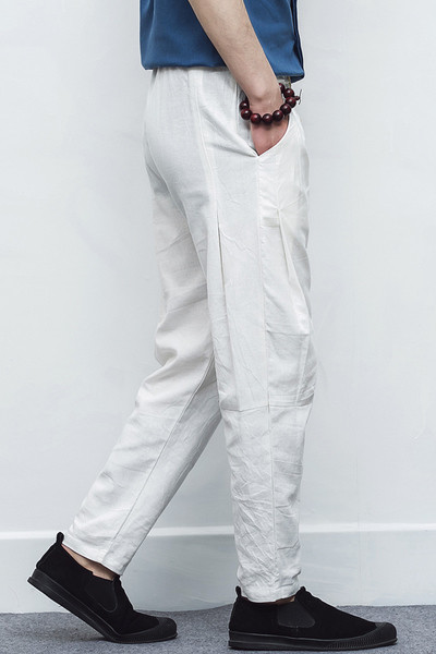 Αθλητικά κομψά παντελόνια για άνδρες με καθαρό σχέδιο και πολλά χρώματα