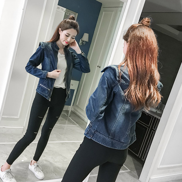 Αθλητικό-κομψό τζιν  γυναικείο μπουφάν σε στυλ ρετρό