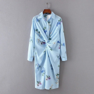 Интересна дамска шарена ежедневна рокля с дълъг ръкав и флорални мотиви