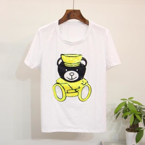 Ежедневна дамска тениска в бял цвят с апликация на мече