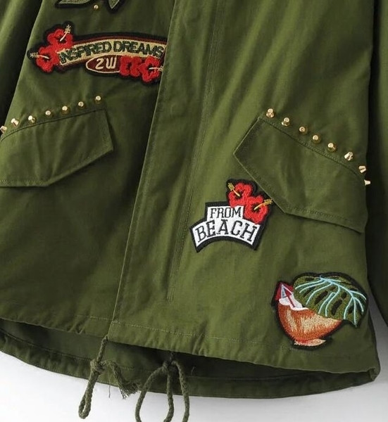 Γυναικείο  παλτό με  κέντημα