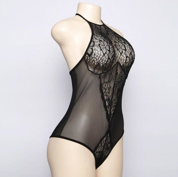 Уникално дамско боди с О-образна яка и интересни флорални мотиви