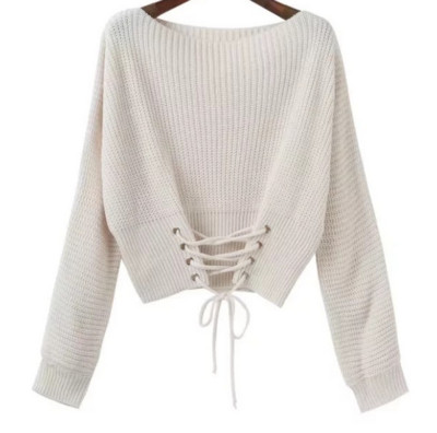 Нежен дамски пуловер в свободен модел с връзки и в няколко цвята