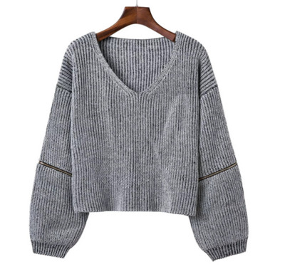 Красив дамски пуловер в свободен стил и в няколко цвята с ципове на ръкавите