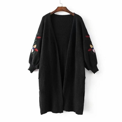 Дълга дамска жилетка с красива бродерия в най-различни цветове