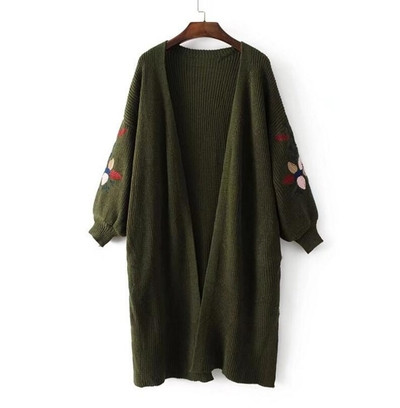 Дълга дамска жилетка с красива бродерия в най-различни цветове