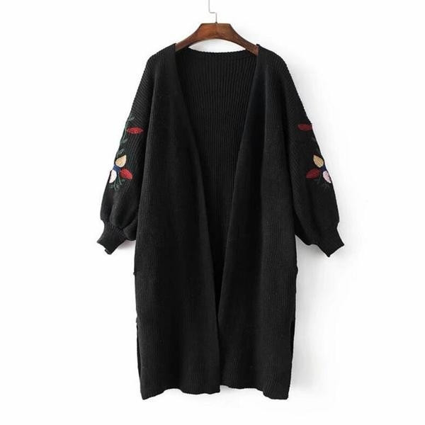 Дълга дамска жилетка с красива бродерия в най-различни цветове