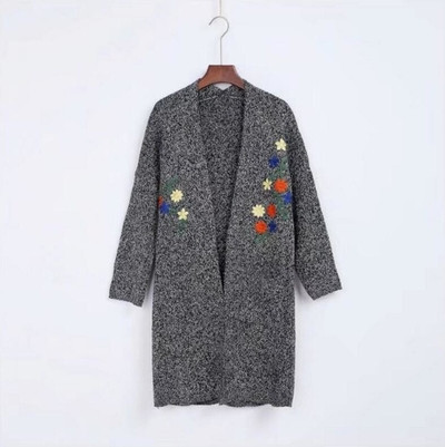 Плетена дамска жилетка с интересна бродерия - 5 цвята