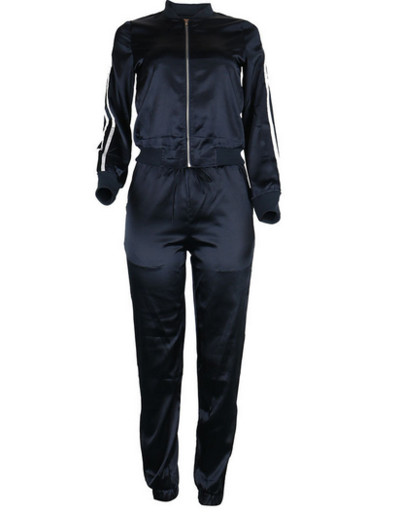 Спортен дамски екип в два цвята - много удобен и красив