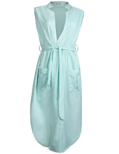 Свежа дамска рокля с джобове в широк модел и с колан