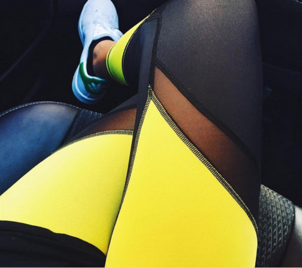 Спортен дамски клин с прозрачни части в три цвята