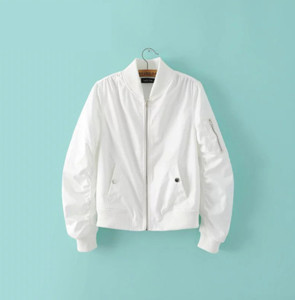 Актуално бомбър яке за дамите в семпъл модел и в много цветове