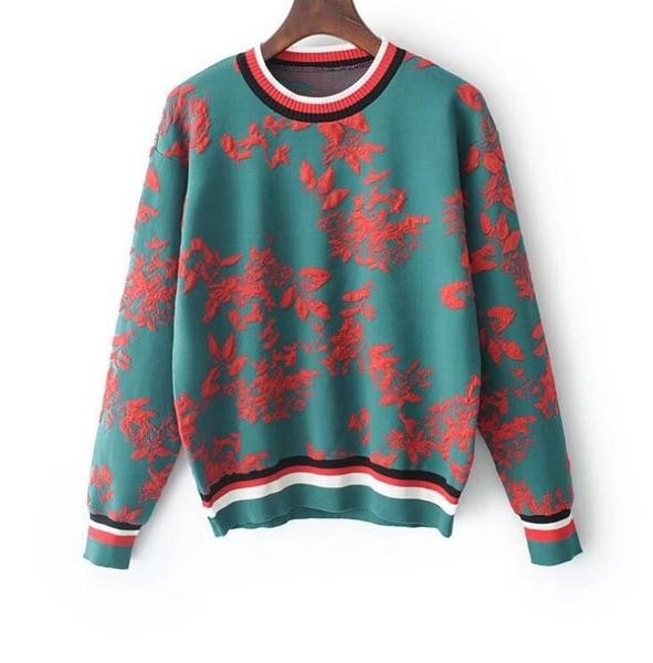 Дамска ежедневна блузка с дълъг ръкав и О-образно деколте , и с много красиви флорални мотиви