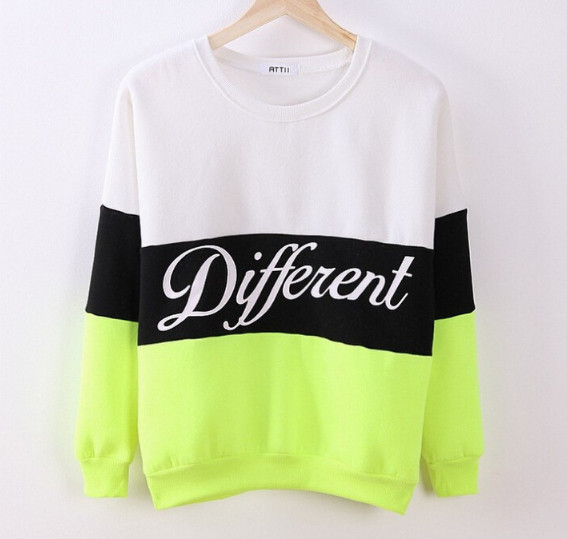 Уникална дамска блузка в преливащи цветове и с интересен надпис - 4 свежи модела