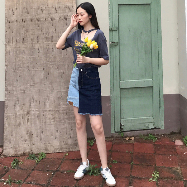 Интересна дамска пола с две лица и с висока талия