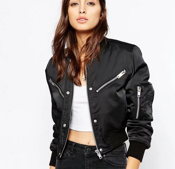 Актуално дамско яке модел "бомбър" с интересни ципове в три цвята