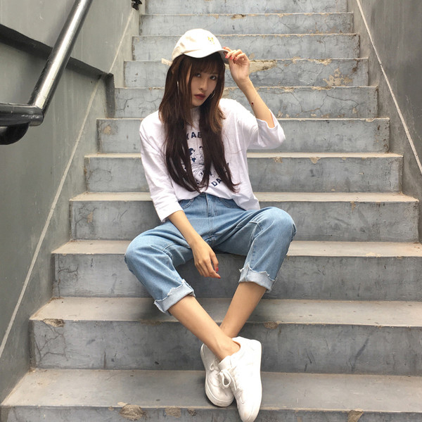 Дамски дънки в син цвят с висока талия и тип Boyfriend