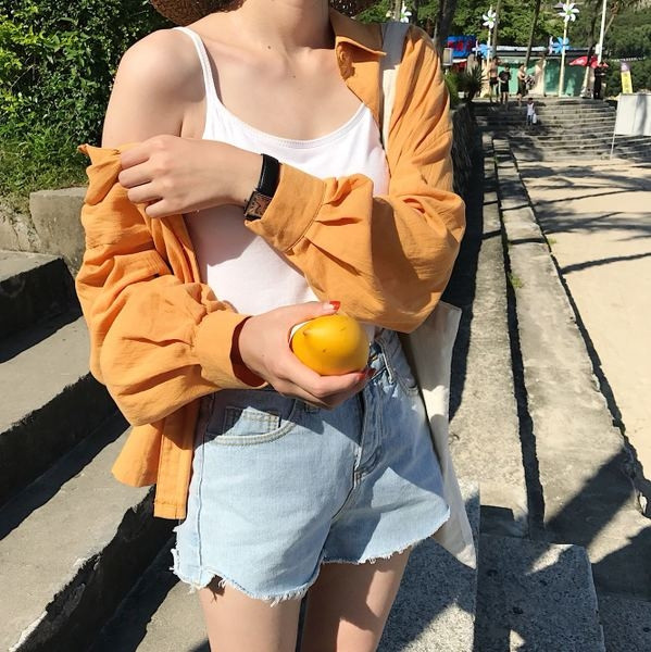 Широк и дълъг дамски суичър тип риза в три цвята