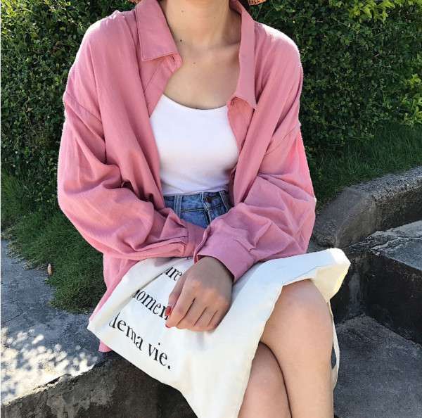 Широк и дълъг дамски суичър тип риза в три цвята