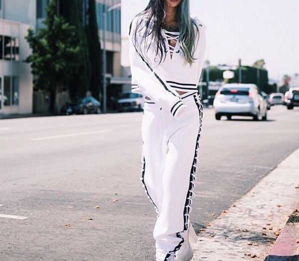 Καθημερινό γυναικείο  παντελόνι με  κορδόνια 