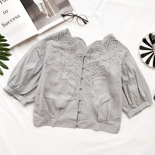 Ежедневна дамска риза с 3/4 ръкави и дантела в сив и бял цвят